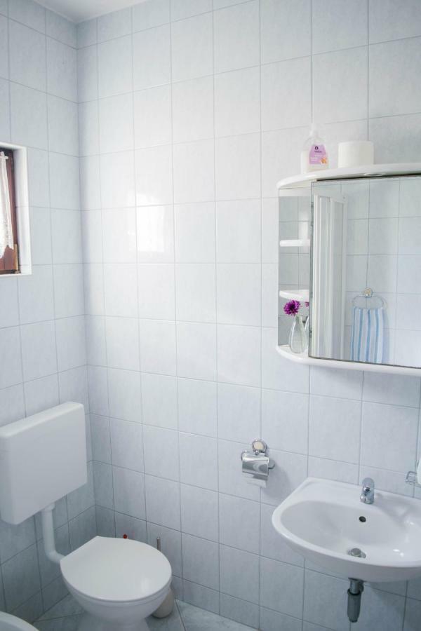 Apartman Luka シベニク エクステリア 写真